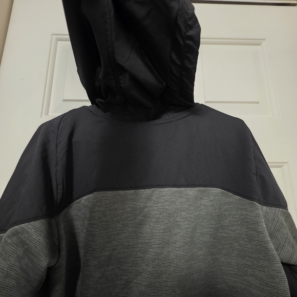 Nike Men's NWT Training Jacket Size Small - Picture 4 of 10